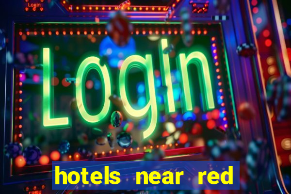 hotels near red hawk casino