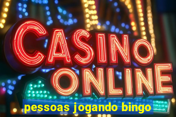 pessoas jogando bingo