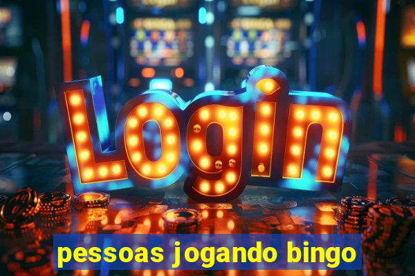 pessoas jogando bingo