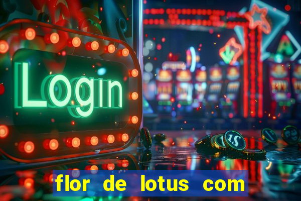 flor de lotus com lua tatuagem